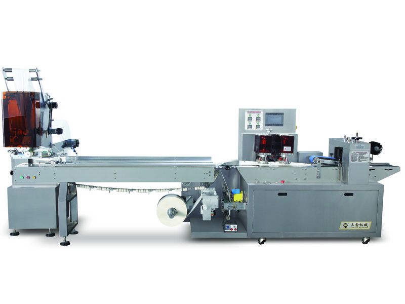 Wipes automatic packaging machine